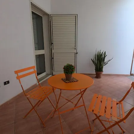 Sun Apartment