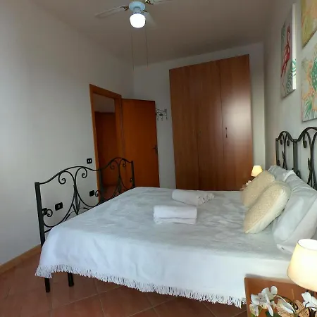 Sun Apartment *